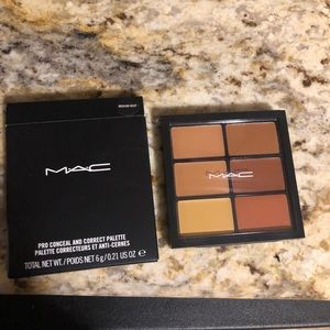Mac MED deep concealer palette. Brand new !!